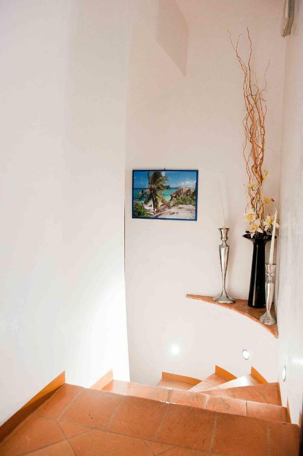 Cittadella 13 Romantic House Pitigliano Bagian luar foto